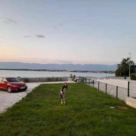 B & R Summer Breeze Apartmán