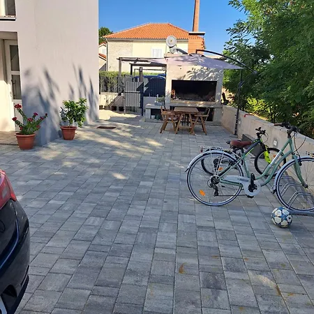 B & R Summer Breeze * Nin