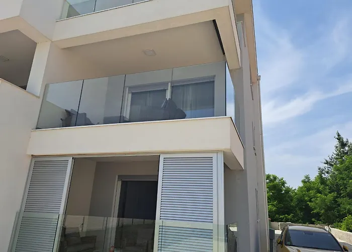 B & R Summer Breeze *