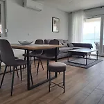 Apartment B & R Summer Breeze Nin