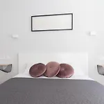 B & R Summer Breeze Apartment *