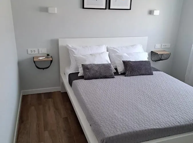 Apartman B & R Summer Breeze Nin