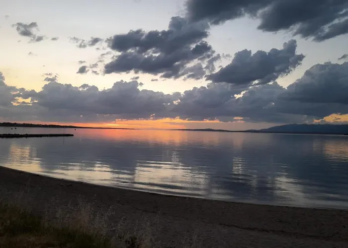 B & R Summer Breeze Апартаменты *