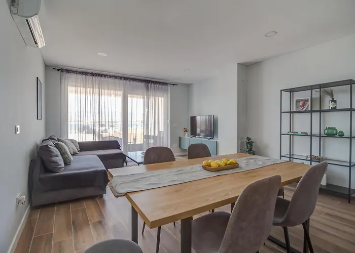 Apartman B & R Summer Breeze Nin